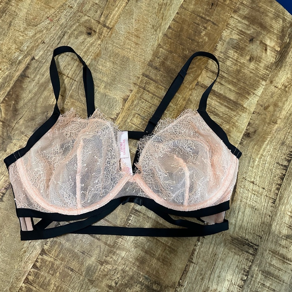 Victoria’s Secret Demi Bra